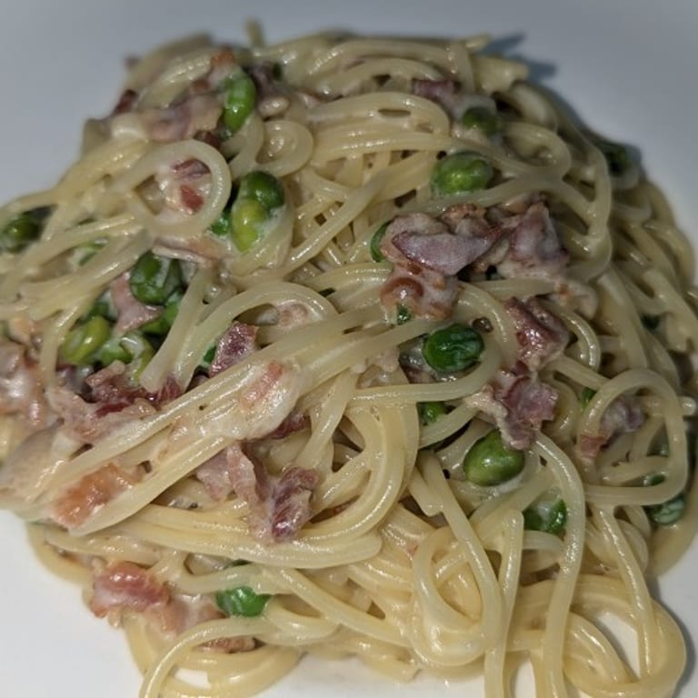 Delicious Spaghetti Carbonara and More Italian Classics